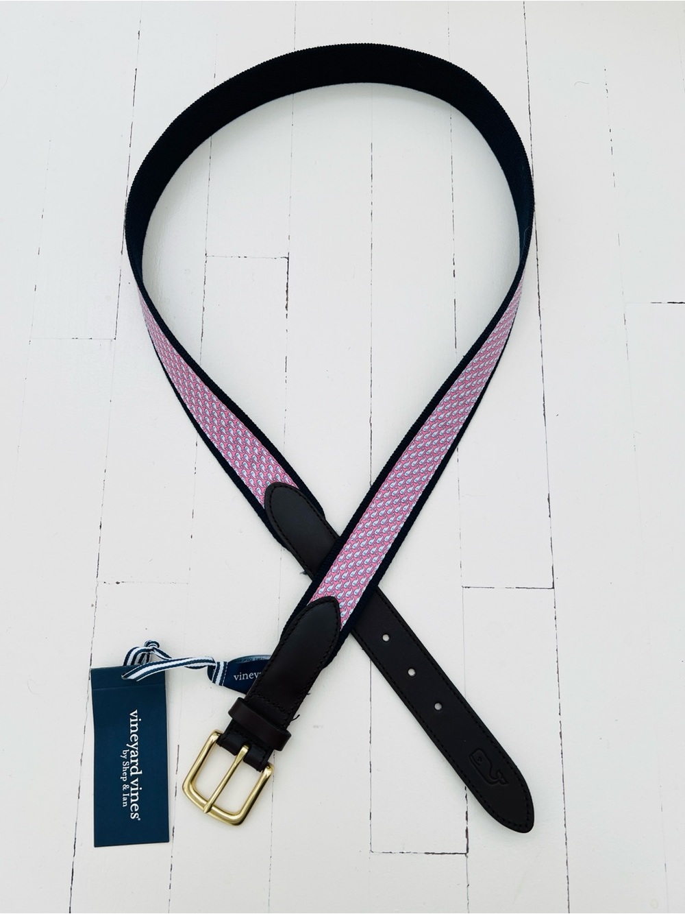 NWT Vineyard Vines Classic Pink Whale Pattern Belt with Brown Leather Trim